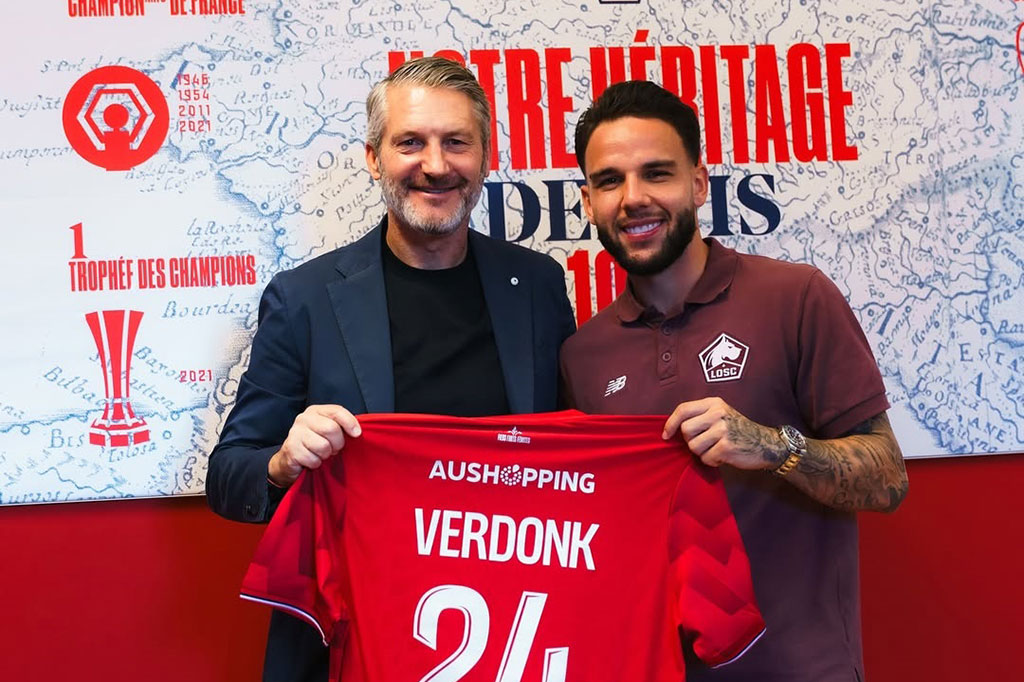 Verdonk mendapatkan kontrak berdurasi tiga tahun atau hingga musim panas 2028 dari Lille dan akan menggunakan nomor punggung 24.