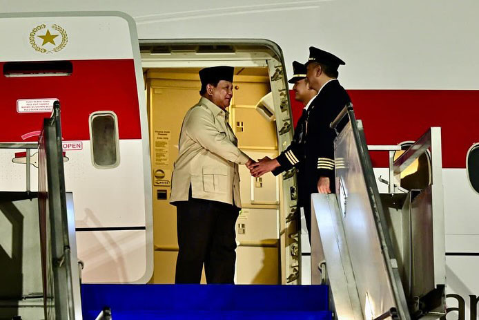 Setelah melakukan rangkaian kunjungan kerja di Republik Rakyat Tiongkok (RRT), Presiden RI Prabowo Subianto kembali ke tanah air, Rabu, 3 September 2025 pukul 15.30 waktu setempat (WS) atau 14.30 Waktu Indonesia Barat (WIB). 