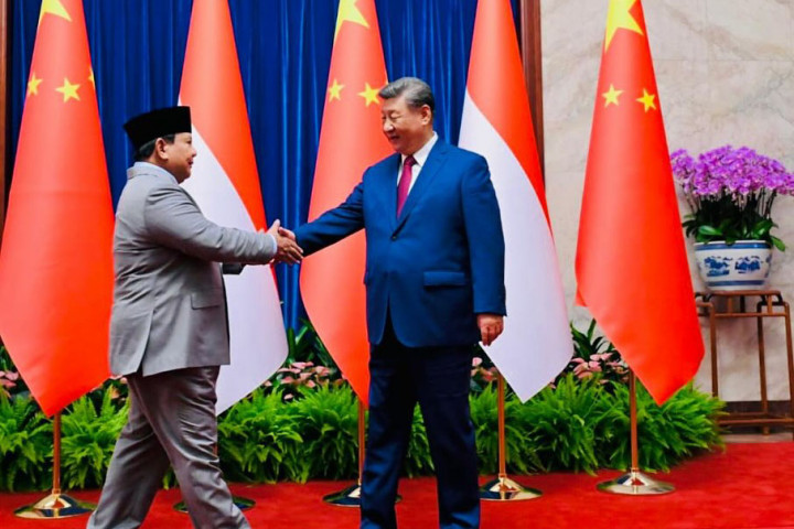 Presiden Republik Indonesia, Prabowo Subianto melakukan pertemuan bilateral dengan Presiden Republik Rakyat Tiongkok (RRT) Xi Jinping di Great Hall of the People, Beijing, Rabu, 3 September 2025. Pertemuan ini berlangsung hangat usai menghadiri perayaan 80 tahun kemenangan perang perlawanan rakyat Tiongkok.
