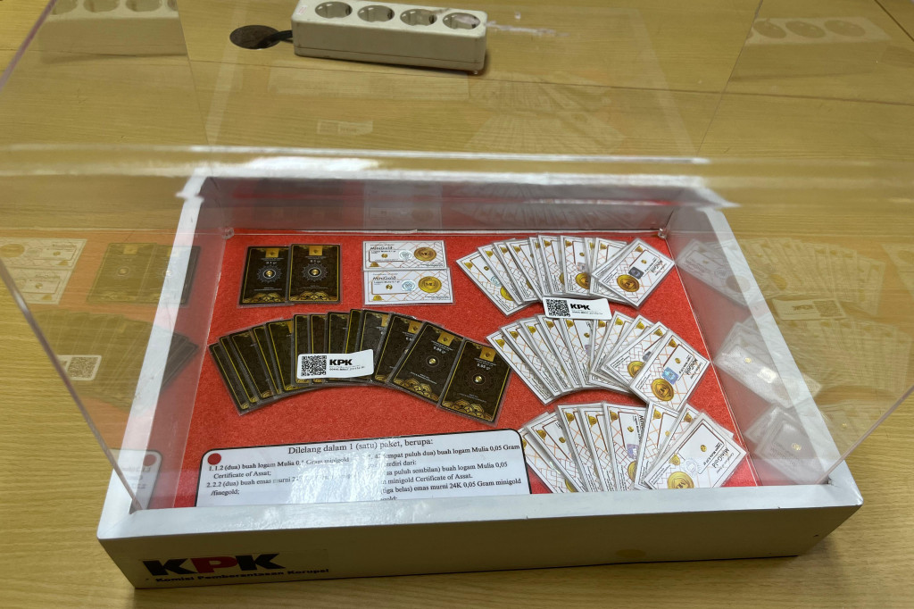 “Yang dilelang sebanyak 82 lot,” kata Direktur Labuksi KPK Mungki Hadipratikno di Gedung Rupbasan KPK, Jakarta Selatan, Senin, 8 September 2025.