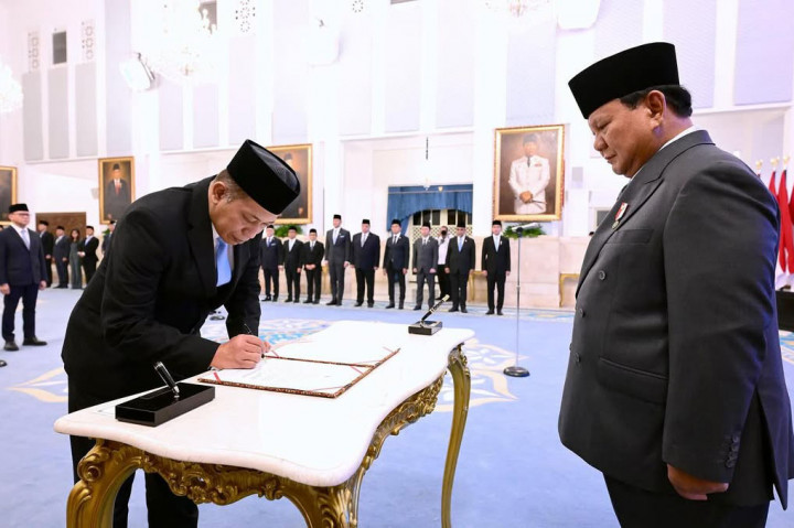 Ferry Joko Yuliantono sebagai Menteri Koperasi.