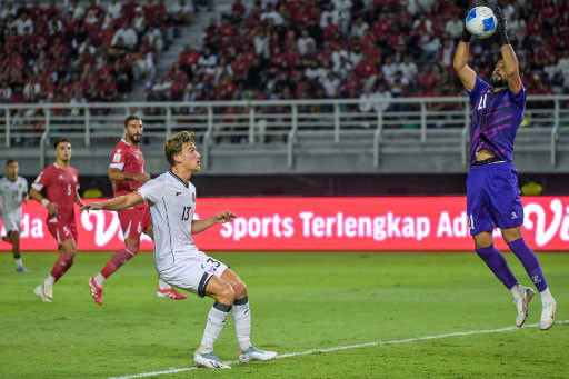 Tim asuhan Patrick Kluivert tersebut hampir saja menciptakan gol pada menit ke-35. Sayangnya tandukan dari Stefano Lilipaly dari dalam kotak penalti masih melambung tinggi.