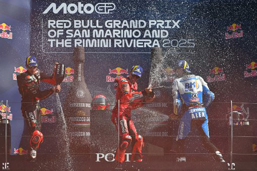 Kemenangan di Misano membuat Marquez kini unggul 182 poin atas adiknya, Alex Marquez, yang finis ketiga. Dengan jarak tersebut, Marquez berpeluang memastikan gelar juara dunia jika berhasil meraih tiga poin lebih banyak dari sang adik di MotoGP Jepang akhir pekan depan.