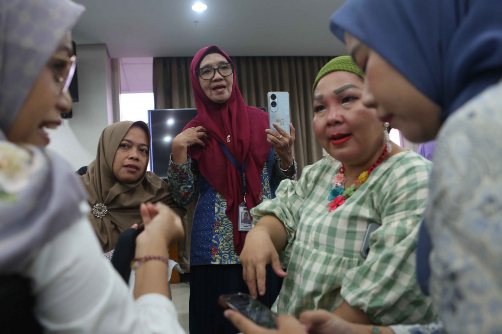 Kementerian Pemberdayaan Perempuan dan Perlindungan Anak (KPPPA) bersama Kementerian Ekonomi Kreatif dengan dukungan TikTok Indonesia menjalankan Program Creators Lab x Emak-emak Matic guna meningkatkan kapasitas perempuan dalam memanfaatkan teknologi digital untuk membangun usaha.