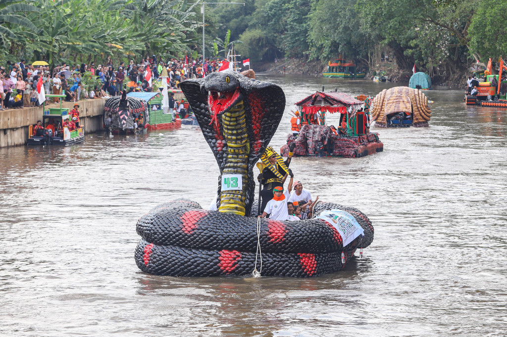 Kegiatan tersebut sebagai sarana kampanye kepada masyarakat tentang pemanfaatan sampah anorganik yang dapat dikreasikan menjadi barang seni dan bernilai ekonomi.
