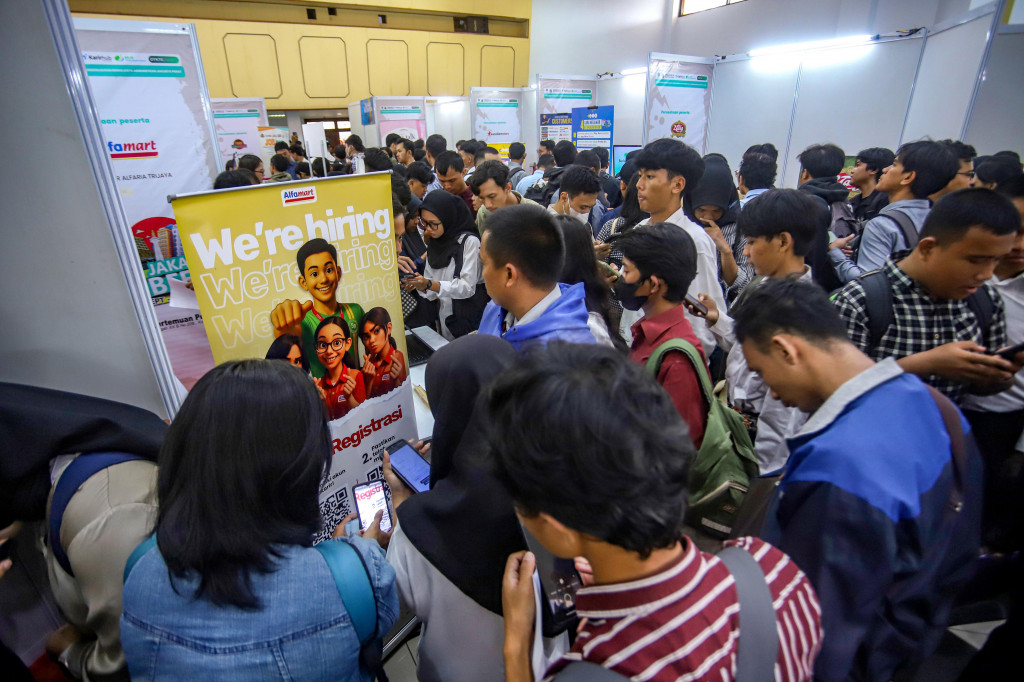 Mengusung tema Temukan Peluang, Wujudkan Masa Depan Gemilang, Jakarta Job Fest 2025 yang di selenggarakan Suku Dinas Tenaga Kerja, Transmigrasi, dan Energi Kota Administrasi Jakarta Pusat itu dilaksanakan secara hybrid (online dan offline). 