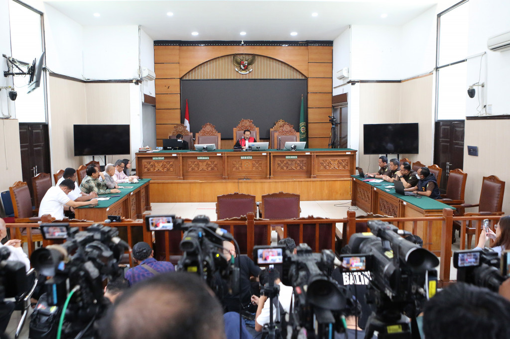 Istri Nadiem Anwar Makarim, Franka Franklin mengaku kecewa dengan putusan hakim Pengadilan Negeri Jakarta Selatan yang menolak permohonan praperadilan terkait kasus dugaan korupsi dalam pengadaan Chromebook di Kementerian Pendidikan, Kebudayaan, Riset dan Teknologi pada 2019-2022.
