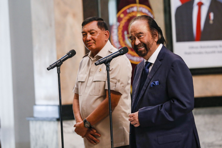 Untuk itu, dia berterima kasih kepada Paloh atas nasihat yang diberikan sebagai vitamin untuk stamina dalam menghadapi berbagai tantangan dan tugas yang akan datang.