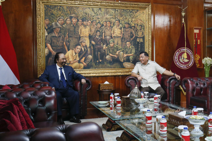 Dalam kesempatan yang sama, Paloh mengaku mendapatkan kehormatan yang luar biasa setelah kunjungannya diterima langsung oleh Menhan hari ini.