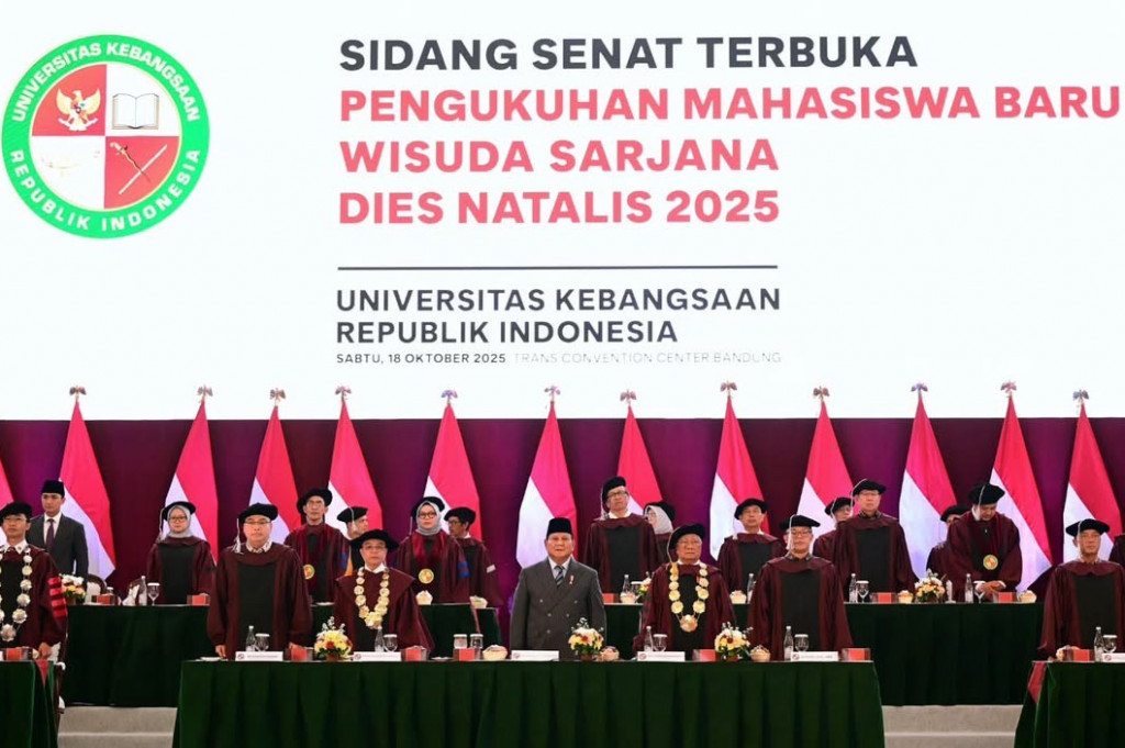 Presiden RI Prabowo Subianto menegaskan tidak mungkin suatu bangsa bisa mencapai kemakmuran jika pemimpinnya saling menjelekkan dan menghasut karena ambisi kekuasaan.