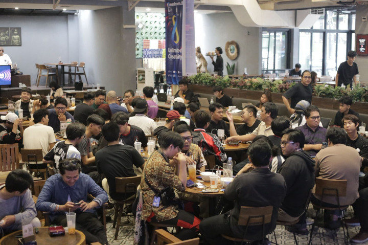 Firdaus menegaskan bahwa selain doa bersama, Medcom.id membuka saluran donasi selama acara berlangsung. Bantuan yang terkumpul akan langsung disalurkan melalui tim Media Group yang sudah berada di lokasi bencana.