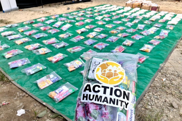 Ia menjelaskan, bantuan bertajuk Warga Bantu Warga tersebut berhasil menghimpun dana sekitar Rp850 juta dari para donatur dan mitra di dalam maupun luar negeri.