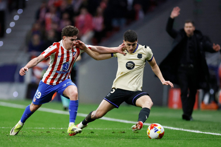 Sejak peluit awal dibunyikan, Atletico langsung mengambil inisiatif serangan. 