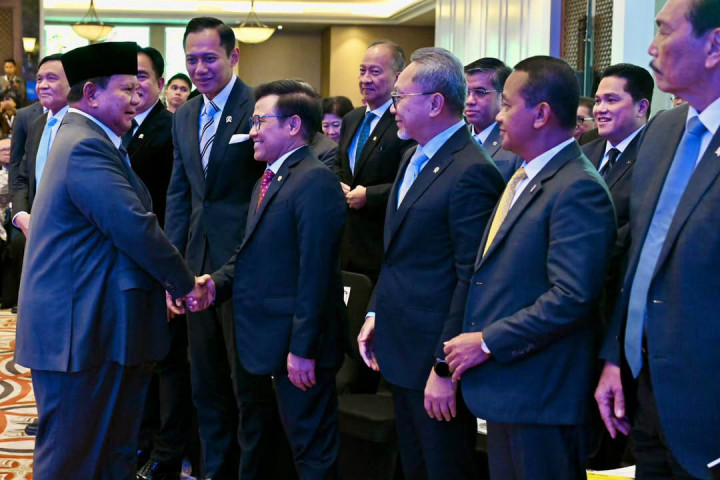 Presiden Prabowo juga menegaskan bahwa penguatan ekonomi nasional harus dimulai dari internal, dengan membangun kemandirian dan daya saing. Indonesia harus mampu berdiri di atas kaki sendiri dan tidak lagi bergantung oleh kekuatan eksternal.