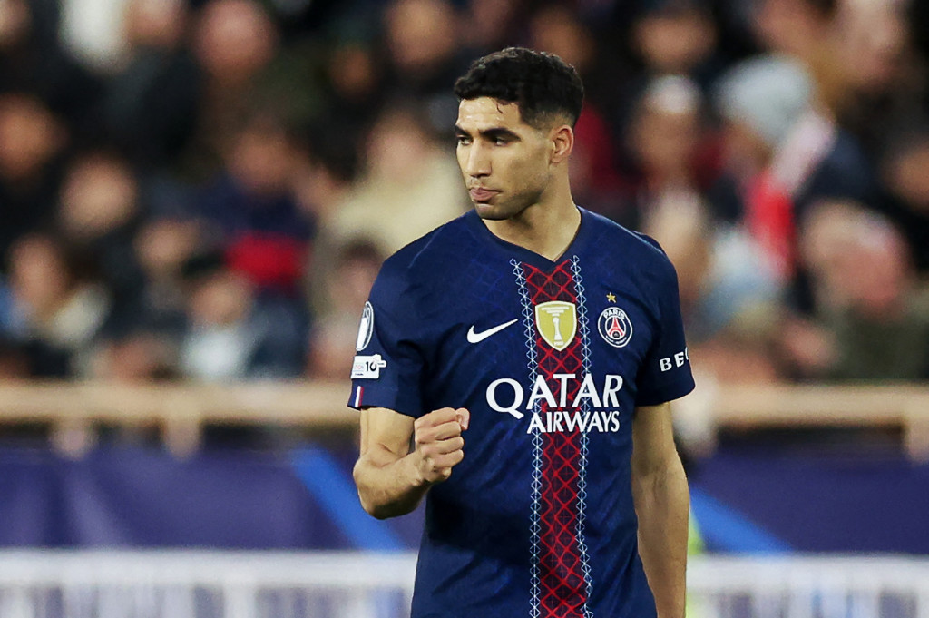 PSG lalu menyamakan kedudukan 2-2 dari gol Achraf Hakimi setelah menyambar bola rebound pada menit ke-41.