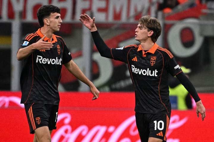 Como berhasil mencuri keunggulan lebih dulu pada menit ke-32 lewat Nico Paz. Gol bermula dari kesalahan kiper Milan, Mike Maignan yang salah memberikan umpan di area pertahanan.