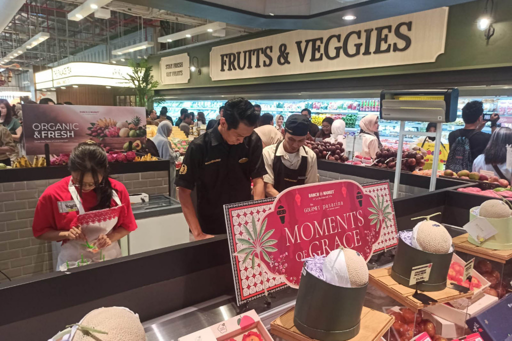 Perkembangan ritel premium di tengah masyarakat terus menunjukkan tren positif. Menyikapi hal tersebut, Ranch Market mentransformasi salah satu gerainya di Pondok Indah Mall 5 (PIM 5).