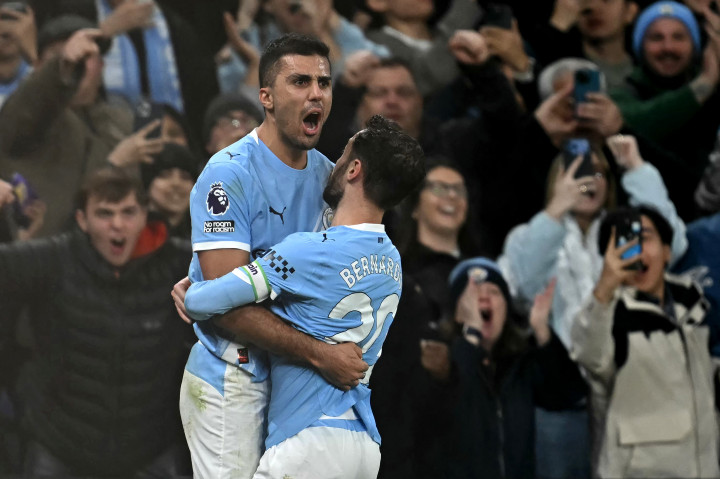 Manchester City sempat dua kali unggul melalui gol Antoine Semenyo dan Rodri.