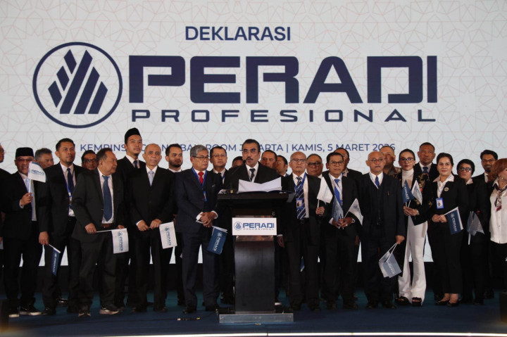 Perhimpunan Advokat Indonesia Profesional (PERADI PROFESIONAL) resmi dideklarasikan sebagai wadah baru bagi para advokat di Indonesia. Deklarasi digelar pada Kamis, 5 Maret 2026 di Hotel Kempinski Jakarta, disertai kegiatan sosial berupa santunan kepada 1.250 anak yatim dan masyarakat dhuafa.