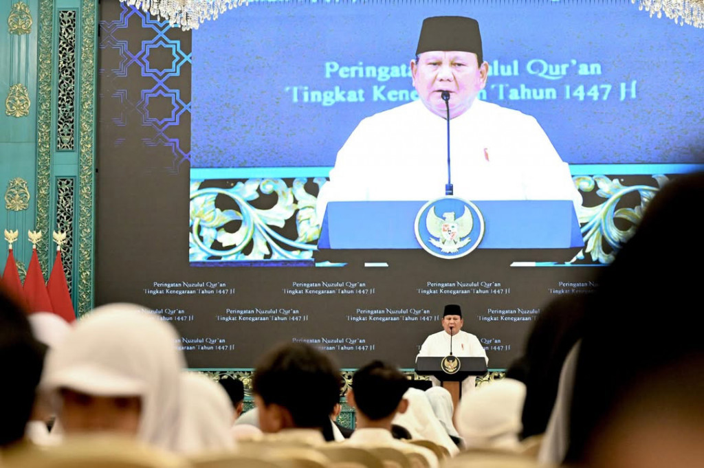 Presiden Prabowo Subianto menegaskan bahwa kepemimpinan merupakan amanah besar yang harus dijalankan untuk membela kebenaran, menegakkan keadilan, serta melindungi seluruh rakyat Indonesia. Hal tersebut disampaikan Presiden dalam sambutannya pada acara Peringatan Nuzulul Qur’an Tingkat Kenegaraan Tahun 1447 H/2026 M di Istana Negara, Jakarta, pada Selasa, 10 Maret 2026.