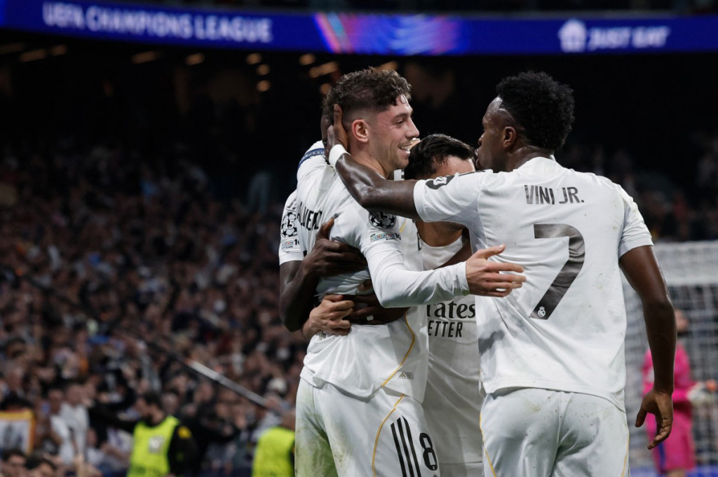 Penampilan gemilang Federico Valverde membuat Real Madrid menggulung Manchester City dengan skor 3-0 pada leg pertama babak 16 besar Liga Champions di Stadion Santiago Bernabeu, Madrid, Rabu, 11 Maret 2026 waktu setempat.