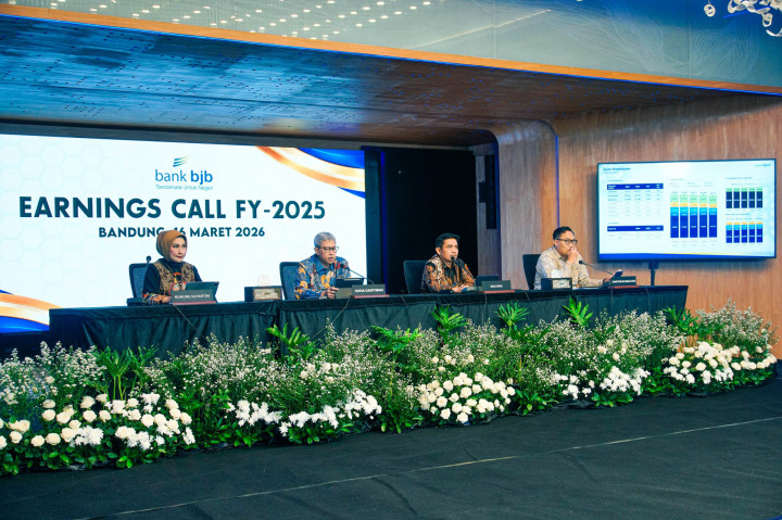Secara konsolidasi, total aset bank bjb pada akhir 2025 tercatat sebesar Rp221,4 triliun. Penyaluran kredit termasuk pembiayaan mencapai Rp140,7 triliun, dengan kontribusi perusahaan anak sebesar Rp28,8 triliun dan bank only sebesar Rp111,9 triliun.