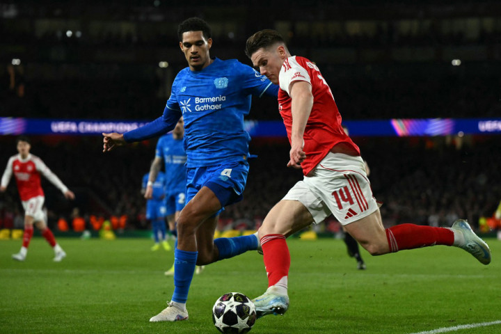 Arsenal melangkah ke perempat final Liga Champions 2025/26 setelah mengalahkan Bayer Leverkusen 2-0 dalam pertandingan leg kedua babak 16 besar di Emirates Stadium pada Rabu, 18 Maret 2025 dini hari WIB.