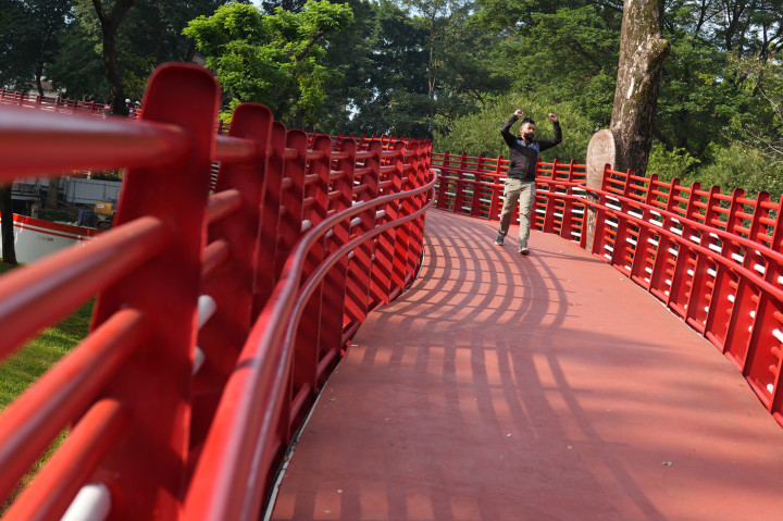 Serta jembatan penghubung antararea dan tenant UMKM bagi pelaku usaha.