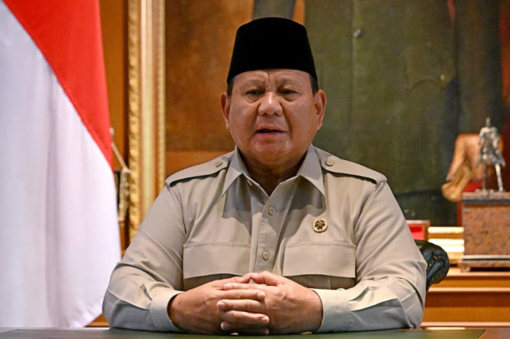 Lebih lanjut, Kepala Negara mengajak seluruh masyarakat untuk menjadikan momentum Idulfitri sebagai kesempatan saling memaafkan, mempererat silaturahmi, dan memperkuat persatuan sebagai satu bangsa.