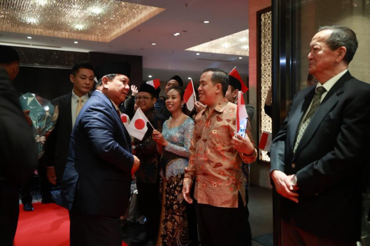 Dalam kunjungannya di Jepang, Presiden Prabowo diagendakan untuk melakukan state call kepada Kaisar Jepang Naruhito. Selain itu, Kepala Negara juga dijadwalkan melakukan pertemuan bersama Perdana Menteri (PM) Jepang, Sanae Takaichi.