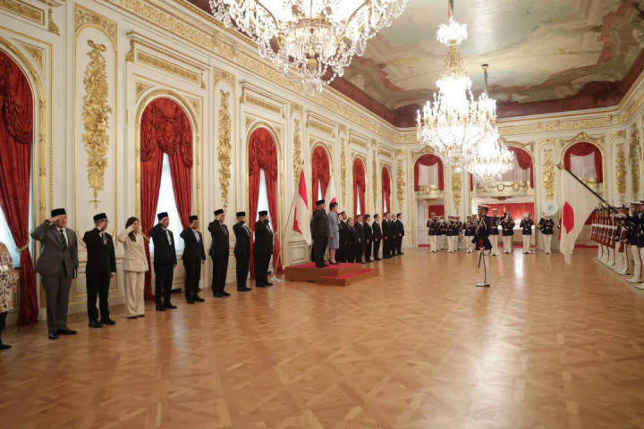 Dalam kesempatan tersebut, Presiden Prabowo menyampaikan apresiasi atas sambutan hangat Pemerintah Jepang, termasuk penerimaan yang sangat baik oleh Sri Baginda Kaisar Naruhito pada hari sebelumnya.