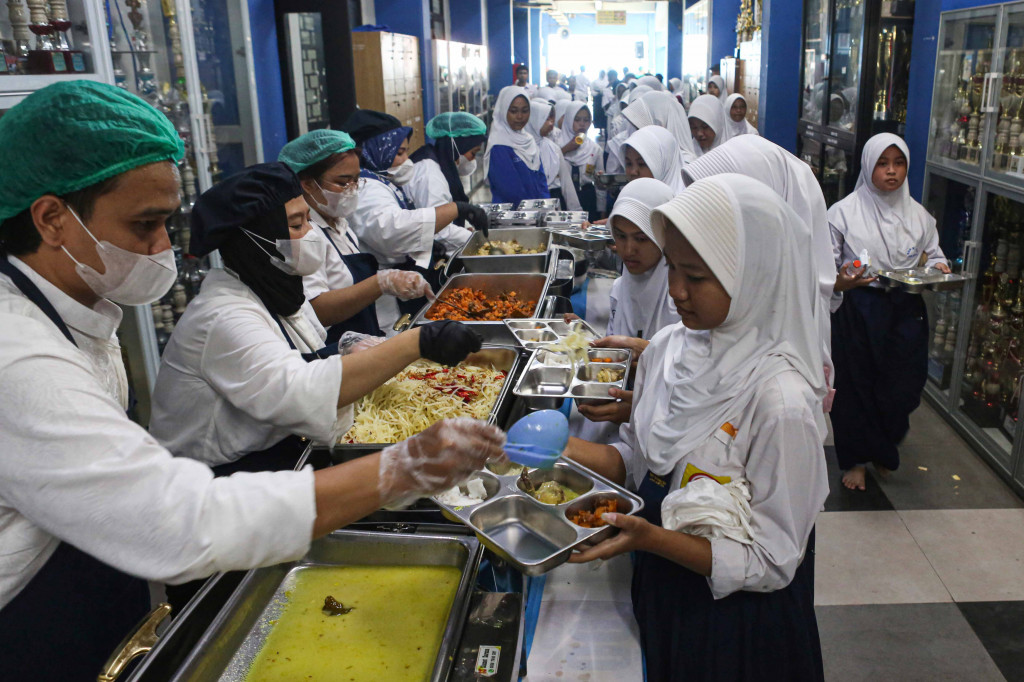 Konsep ini dimaksudkan untuk menjaga kehangatan, kualitas, dan kesegaran makanan bagi siswa. 