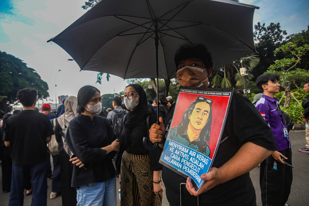 Aksi Kamisan kali ini mengusung tema Usut Tuntas Upaya Pembunuhan Berencana terhadap Andrie Yunus: Segera Bentuk Tim Gabungan Pencari Fakta (TGPF) dan Adili Pelaku di Peradilan Umum. 