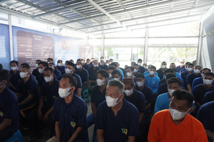 Kegiatan tersebut dipimpin langsung  Kepala Lapas Kelas IIB Banjarbaru, I Made Supartana, didampingi pejabat struktural dan seluruh jajaran pegawai.
