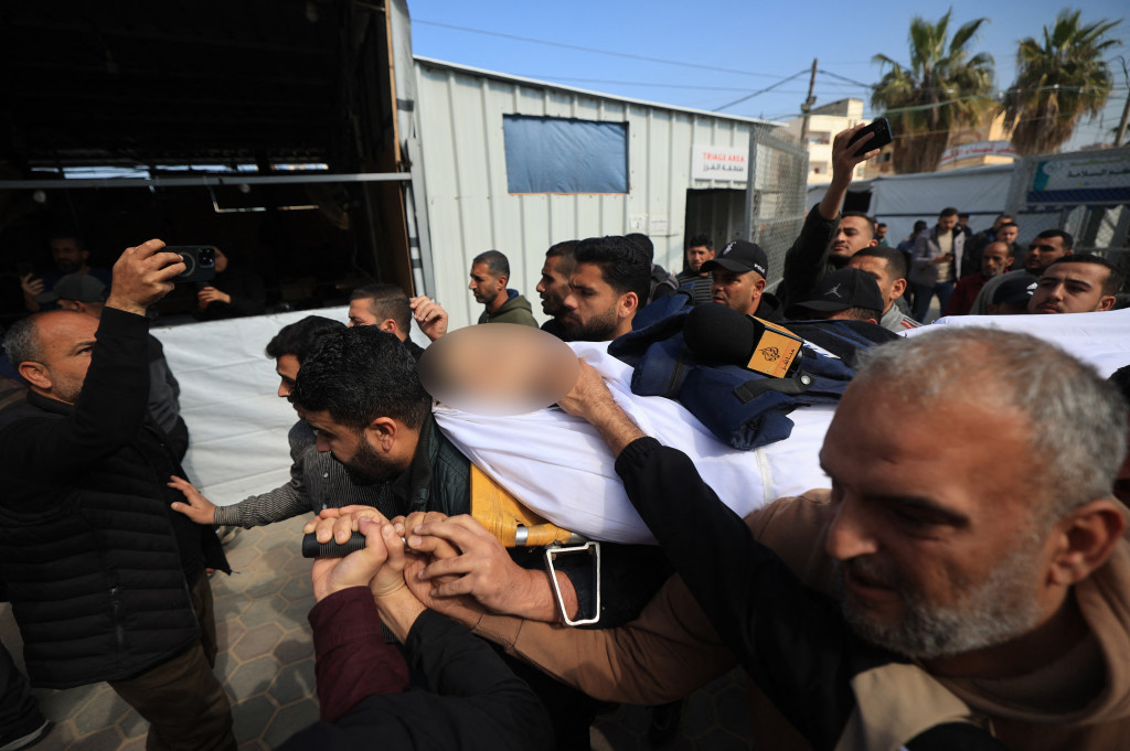 Serangan terjadi saat Wishah berada di dalam mobil di Jalan al-Rashid, Gaza City. Ledakan menyebabkan kendaraan terbakar hebat dan menewaskannya di lokasi.