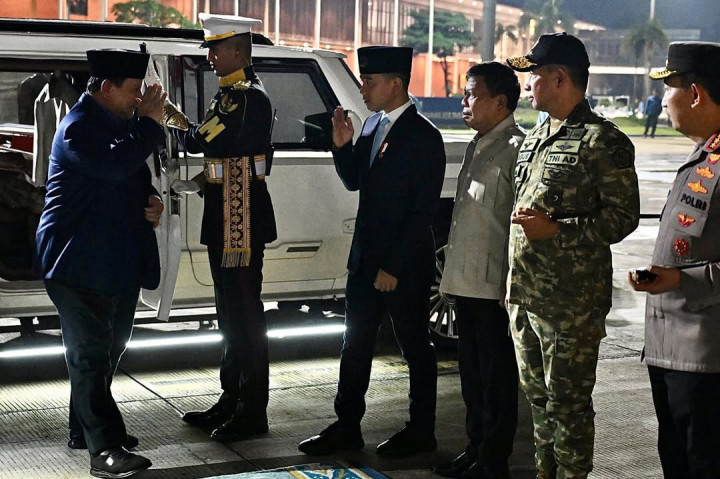 Siang harinya, Presiden Prabowo dijadwalkan langsung melakukan pertemuan empat mata dengan Presiden Vladimir Putin.