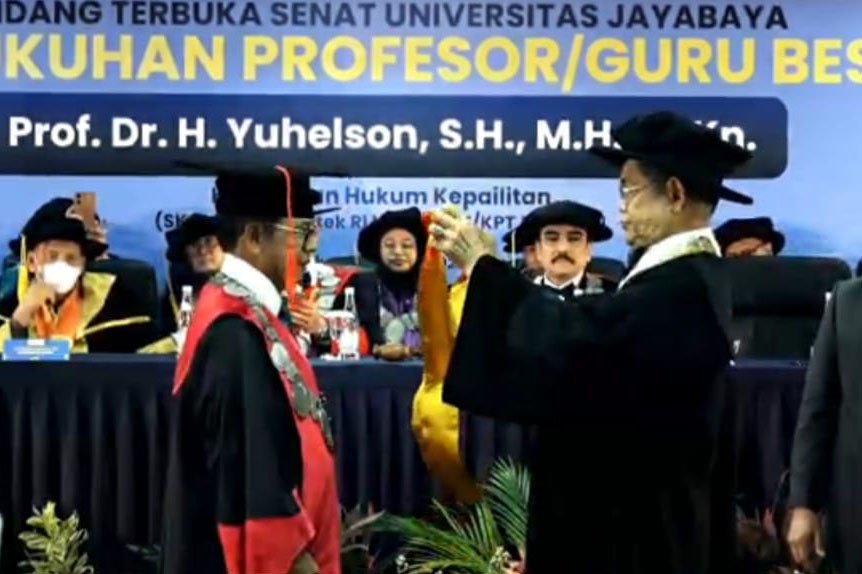 Dalam keterangannya, Harris menyampaikan apresiasi dan kebanggaan atas pencapaian tersebut. Ia menilai Yuhelson sebagai akademisi sekaligus praktisi hukum yang memiliki kontribusi penting dalam pengembangan ilmu hukum, khususnya di bidang kepailitan.