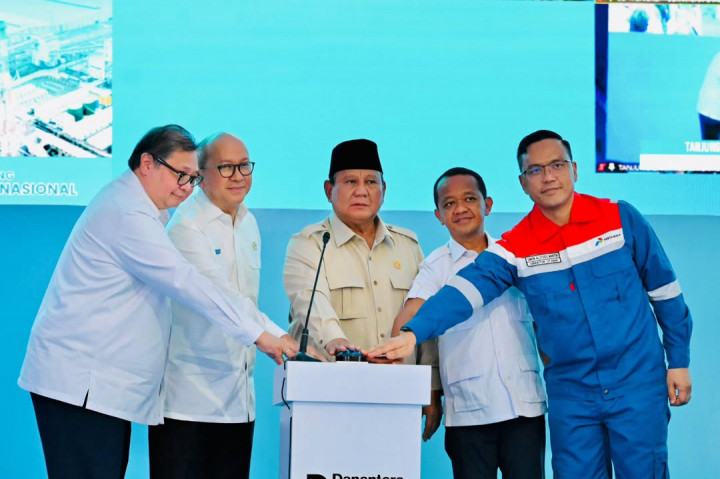 Presiden Prabowo Subianto melakukan groundbreaking Proyek Hilirisasi Nasional Tahap II di Refinery Unit IV Cilacap, Jawa Tengah, pada Rabu, 29 April 2026. 