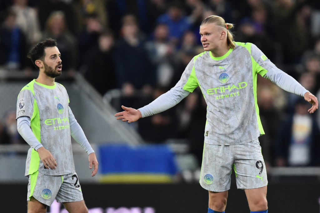 Sementara itu, dua gol Jeremy Doku dan Erling Haaland memastikan The Citizens membawa pulang satu poin.