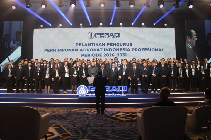 Pengukuhan ini menandai upaya penguatan kualitas dan integritas profesi advokat di tengah dinamika hukum yang semakin kompleks.