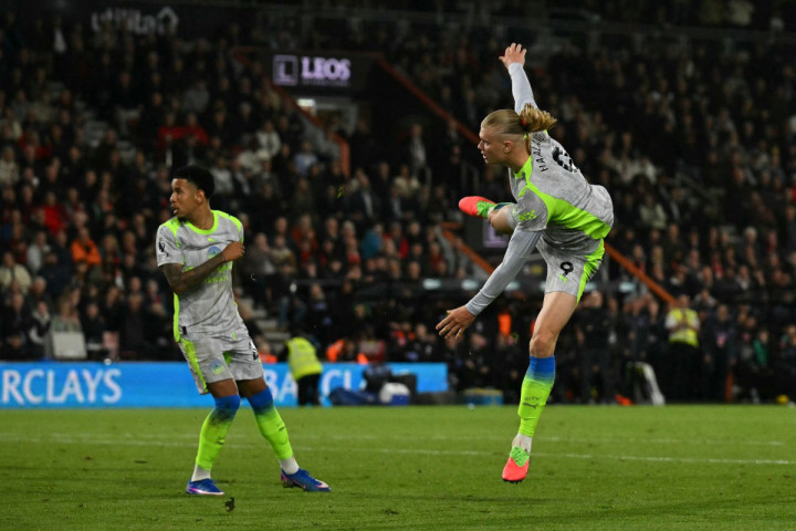 City akhirnya menyamakan kedudukan pada menit 90+5 melalui gol Erling Haaland sehingga skor berakhir 1-1.