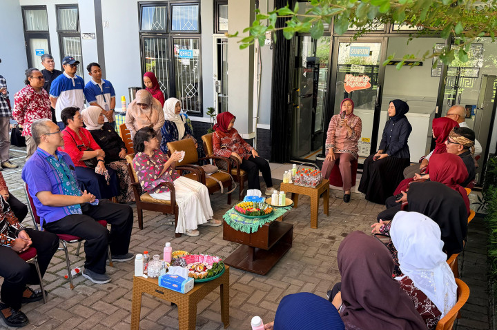 Direktorat Jenderal Industri Kecil, Menengah, dan Aneka (IKMA) Kementerian Perindustrian melakukan kunjungan kerja ke PT Bogor Sari Nutrisi (BSN), salah satu Industri Kecil dan Menengah (IKM) binaan Yayasan Astra – Yayasan Dharma Bhakti Astra, di Kecamatan Ciawi, Kabupaten Bogor, Jawa Barat, Kamis, 21 Mei 2026.