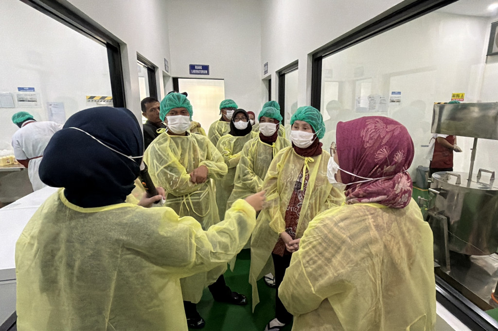 PT Bogor Sari Nutrisi dipilih sebagai salah satu contoh keberhasilan model pembinaan Yayasan Astra setelah mendapatkan pendampingan sejak 2024. Pendampingan tersebut mencakup peningkatan kapasitas produksi, kualitas produk, hingga perluasan pasar.