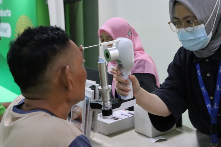 Kementerian Kesehatan bekerja sama dengan Gojek memperluas program Cek Kesehatan Gratis (CKG) bagi ribuan pengemudi ojek online di 17 kota di Indonesia.