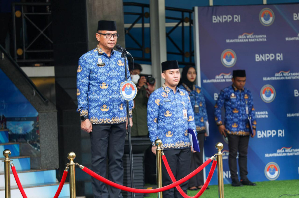 Sekretaris BNPP RI Komjen Pol Makhruzi Rahman bertindak sebagai Inspektur Upacara. Sementara itu, peringatan Hari Lahir Pancasila tahun ini mengusung tema “Pancasila Pemersatu Bangsa, Fondasi Perdamaian Dunia.”