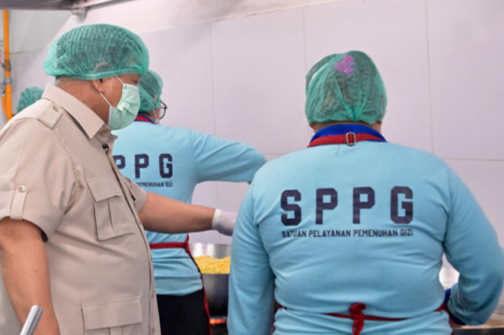 Kunjungan tersebut menjadi bagian dari upaya pemerintah untuk memastikan program prioritas nasional berjalan dengan baik dan memberikan manfaat langsung bagi para pelajar.