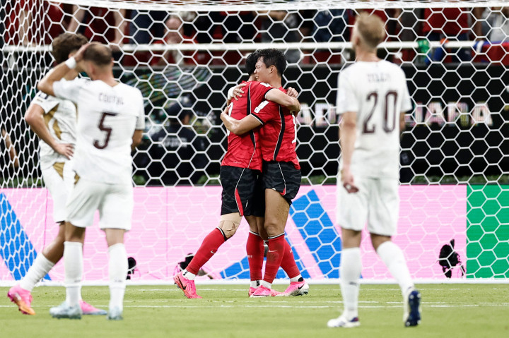 Korea Selatan kemudian berbalik unggul pada menit ke-80. Hwang In-beom mengirimkan umpan silang dari sisi kanan yang diselesaikan Oh Hyeon-gyu dari jarak dekat. Skor berubah menjadi 2-1 untuk keunggulan Korea Selatan.