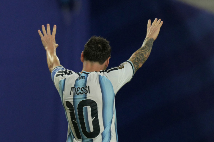 Hingga pertandingan berakhir, tidak ada gol tambahan tercipta. Argentina menutup laga dengan kemenangan 3-0.
