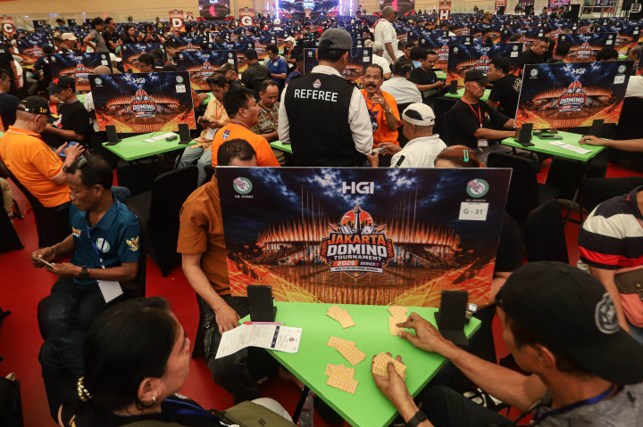 Peserta mengikuti Turnamen Domino Higgs Games Island Jakarta 2026 di Velodrome, Rawamangun, Jakarta, Sabtu, 27 Juni 2026. 