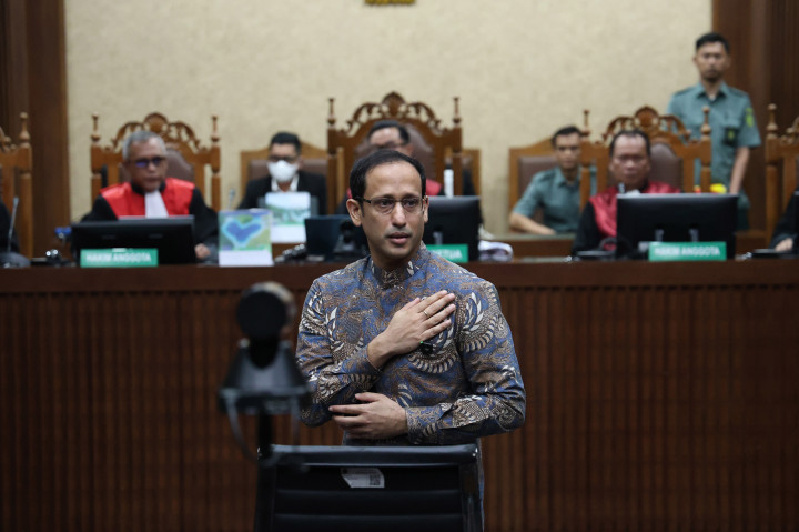 Terdakwa mantan Mendikbudristek Nadiem Makarim menjalani sidang pembacaan putusan dalam perkara dugaan korupsi pengadaan laptop Chromebook dalam program digitalisasi pendidikan di Pengadilan Tindak Pidana Korupsi (Tipikor), Jakarta, Selasa, 30 Juni 2026.